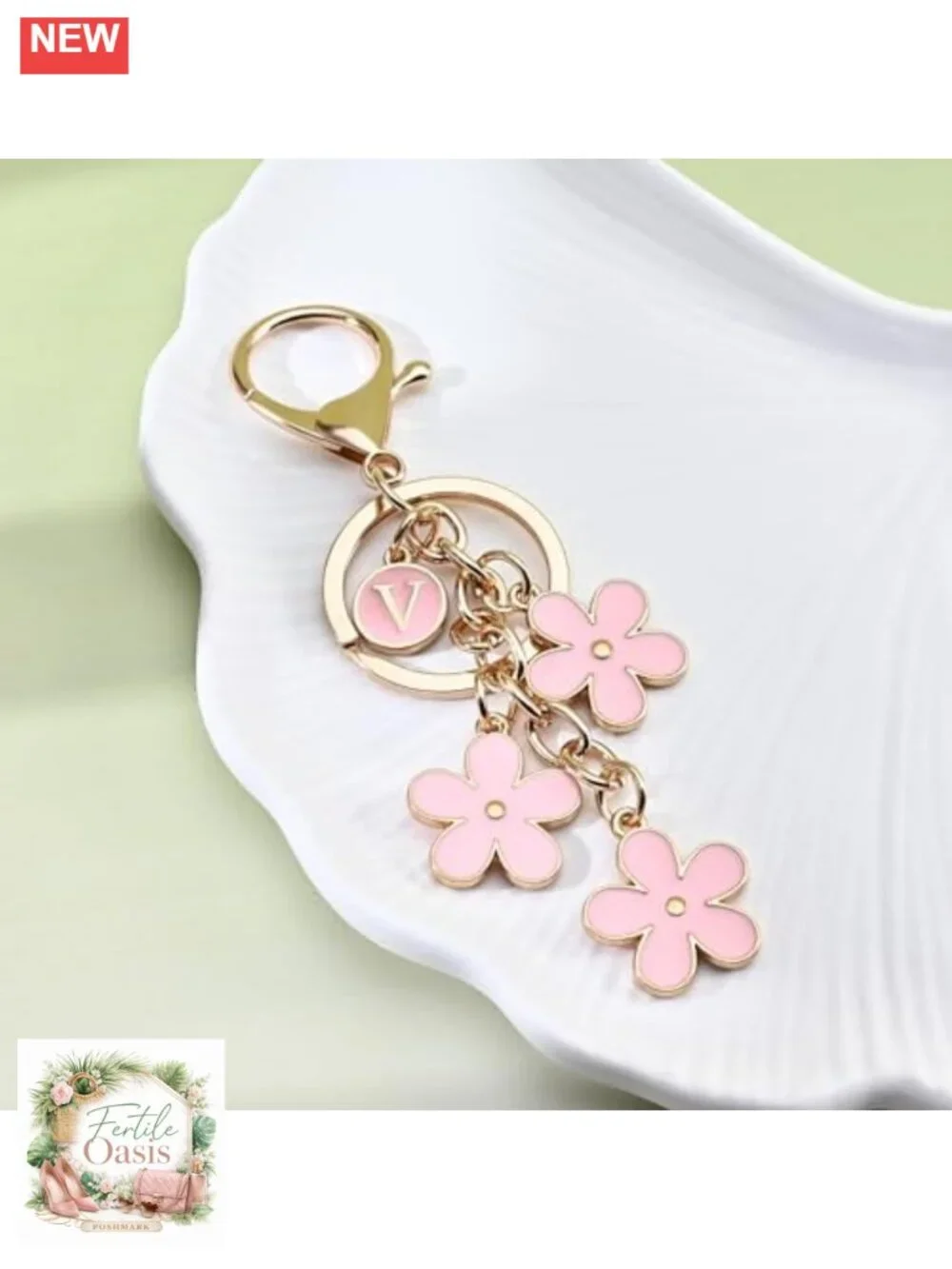 Personalized Initial Letter Keychain Bag Charm for Women, Floral Zinc Alloy